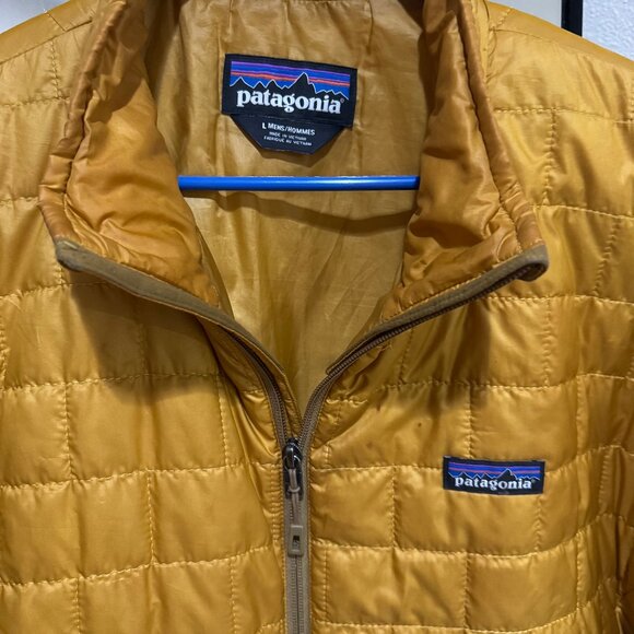 Patagonia Nano Puff Jacket – Men’s Large